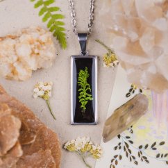 Necklace with Moss