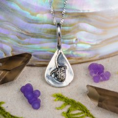 Nature’s Imprint Pendant with Strawberry - Ag 999