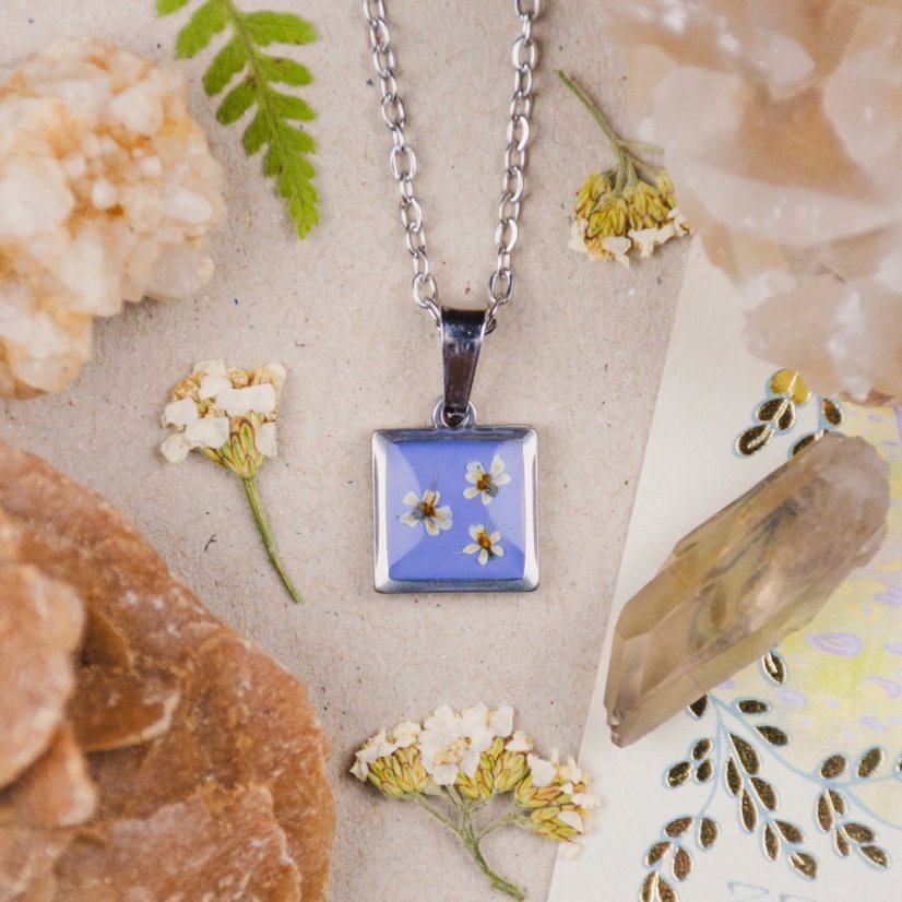 Necklace with Cow Parsley