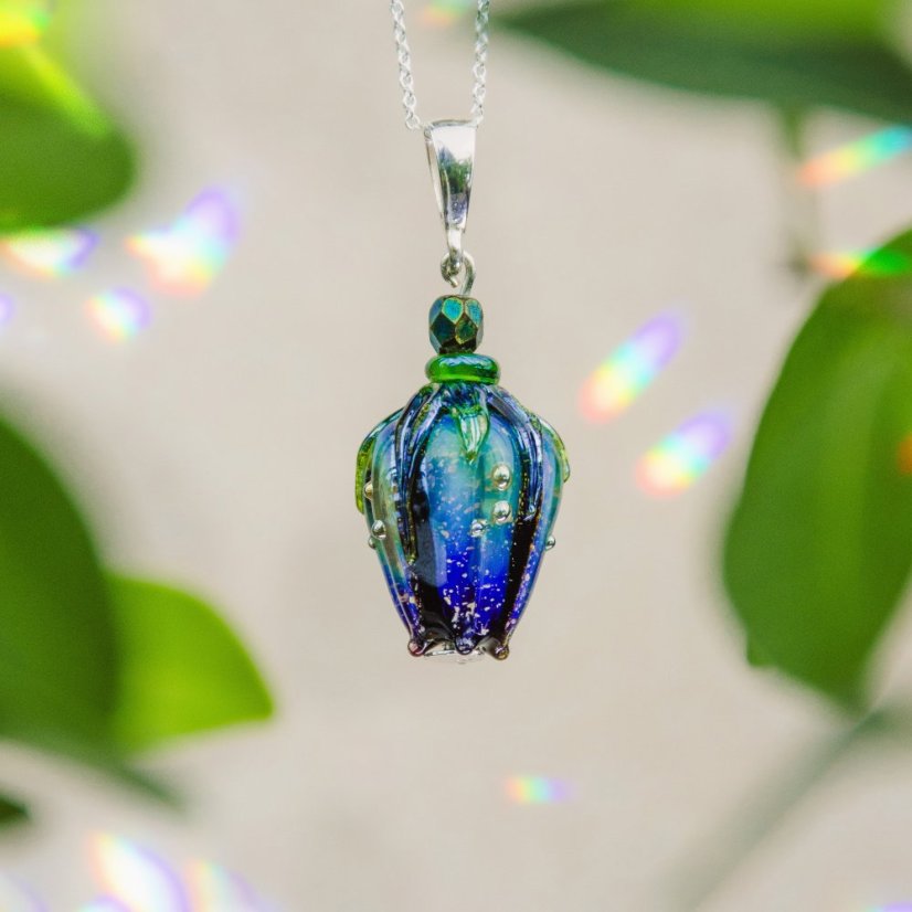 Náhrdelník se skleněným poupátkem - Ag 925