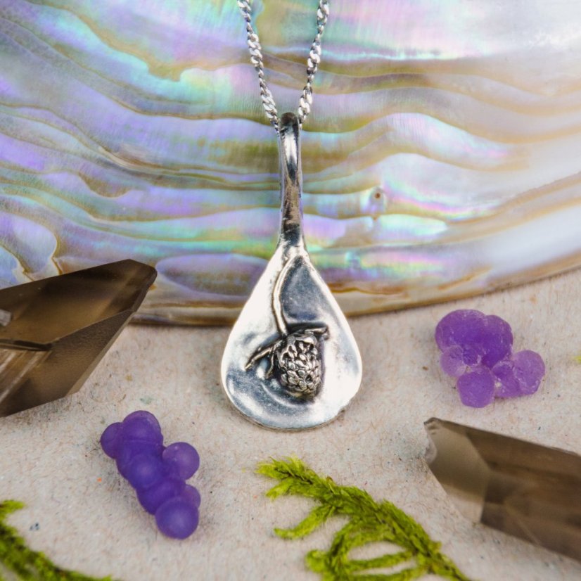 Přívěsek otisk přírody s jahodou - Ag 999 Přívěsek otisk přírody s jahodou - Ag 999